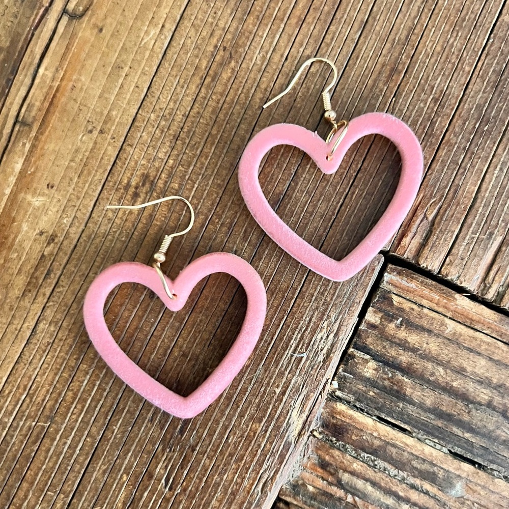 Pink Heart Dangle Earrings ~ Jennifer’s Body ~ Heart Decor Drop Earrings